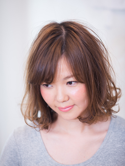 風に吹かれてフワッと